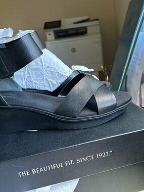 Naturalizer Riviera Black Leather Platform Shoes